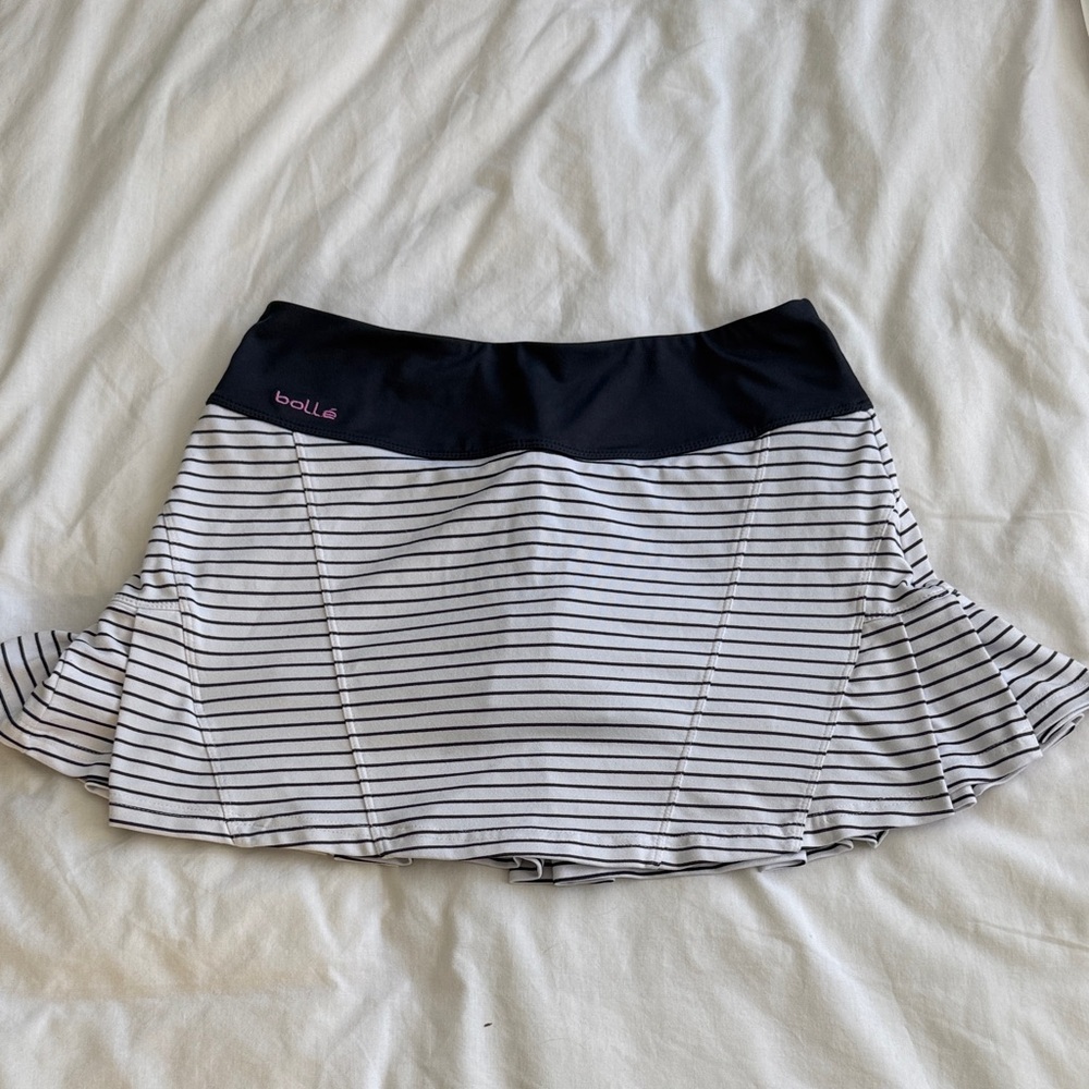 Women's Gray and White Striped Tennis Skort